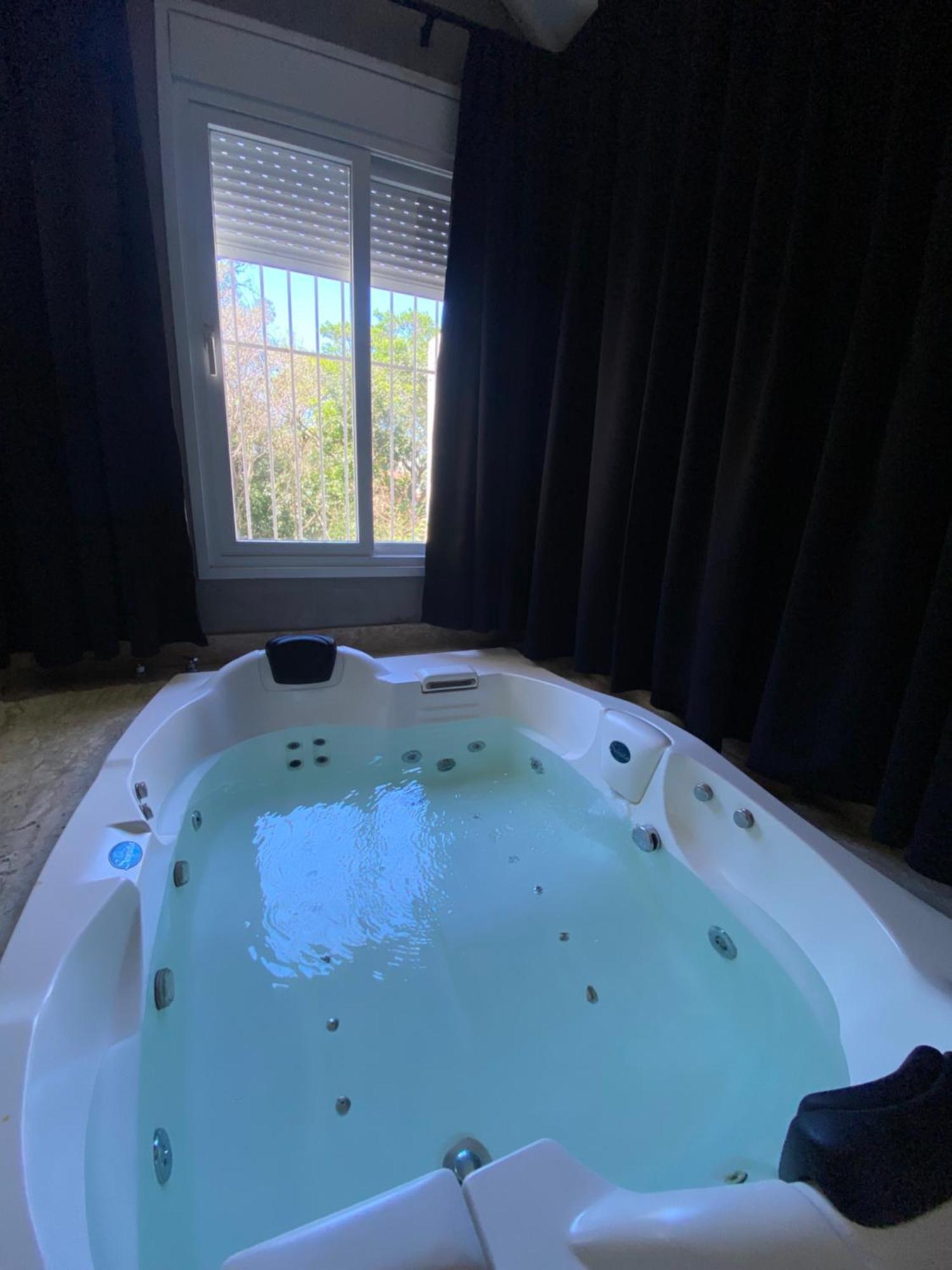Drops Motel Porto Alegre Ngoại thất bức ảnh